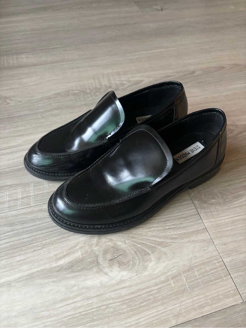 Steve Madden Women’s  Black Leather Slip-On Loafers 7.5